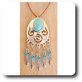 collier-pendentif-plumes-turquoise-cabochon-country-western.png